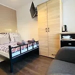 Na Turystycznej-apartamenty I W Sercu Uzdrowiska Homestay *