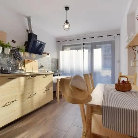 Na Turystycznej-apartamenty I W Sercu Uzdrowiska 民宿 *
