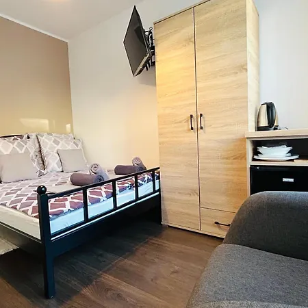Na Turystycznej-apartamenty I W Sercu Uzdrowiska 民宿 *