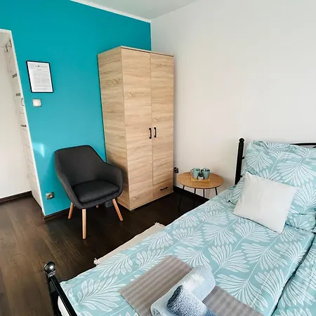 Na Turystycznej-apartamenty I W Sercu Uzdrowiska * 库多瓦-兹德鲁伊