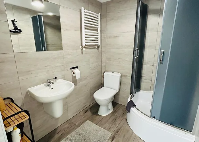 Habitación en casa particular Na Turystycznej-apartamenty I W Sercu Uzdrowiska Kudowa-Zdrój